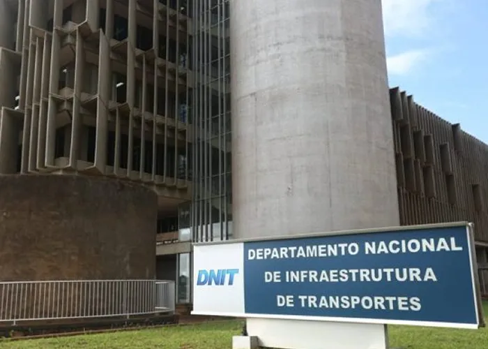 Escola Nacional de Infraestrutura